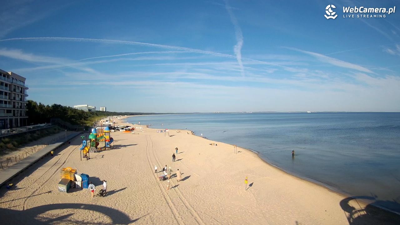 Międzyzdroje - widok na plażę - 09 sierpień 2026, 08:23