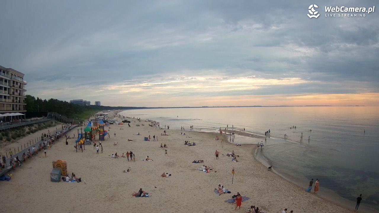 Międzyzdroje - widok na plażę - 20 czerwiec 2026, 19:23