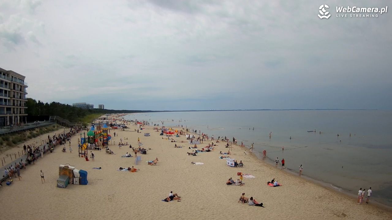 Międzyzdroje - widok na plażę - 10 sierpień 2026, 11:43
