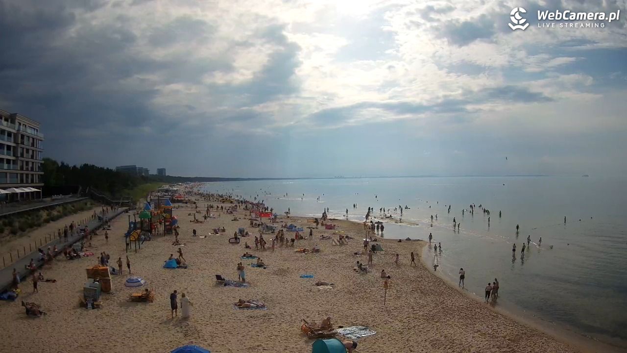 Międzyzdroje - widok na plażę - 20 czerwiec 2026, 16:52