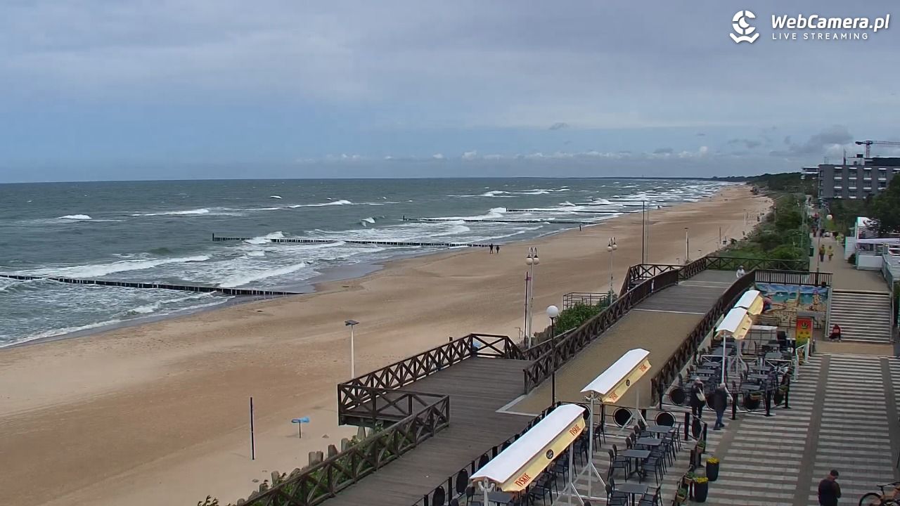MIELNO - widok na plażę - 09 czerwiec 2025, 13:06