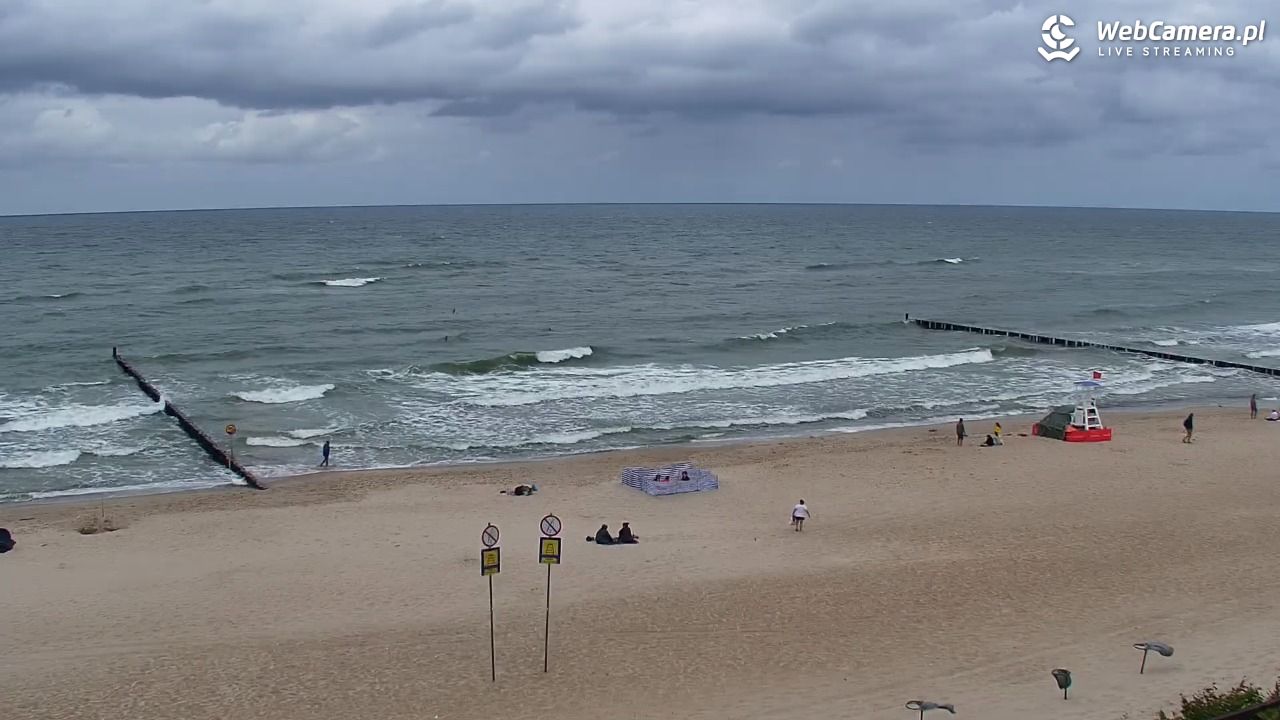 MIELNO - widok na plażę - 07 sierpień 2026, 14:13