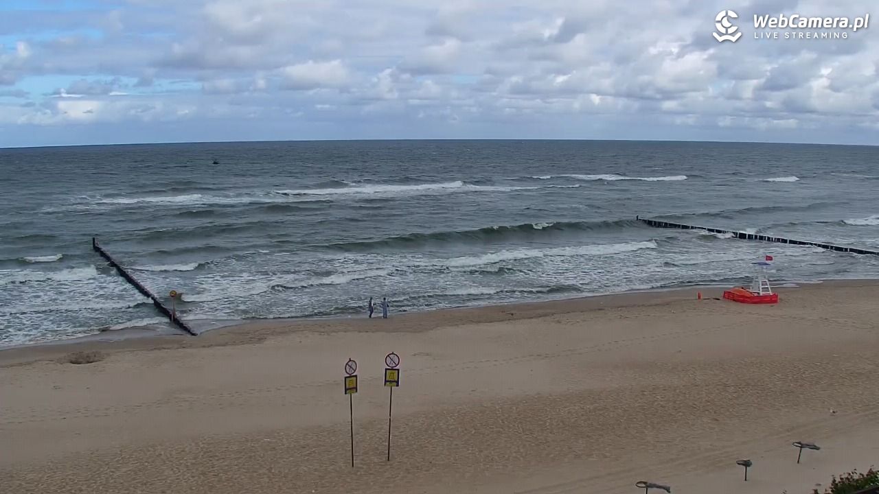 MIELNO - widok na plażę - 07 sierpień 2026, 09:50