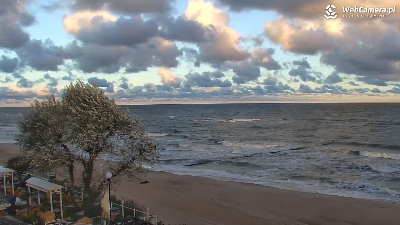 MIELNO - widok na plażę - 22 wresień 2026, 07:11