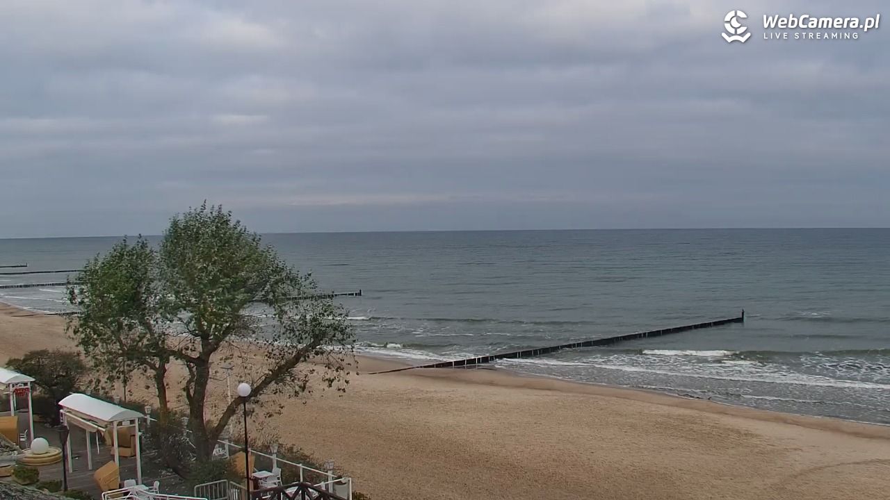 MIELNO - widok na plażę - 04 listopad 2025, 08:13