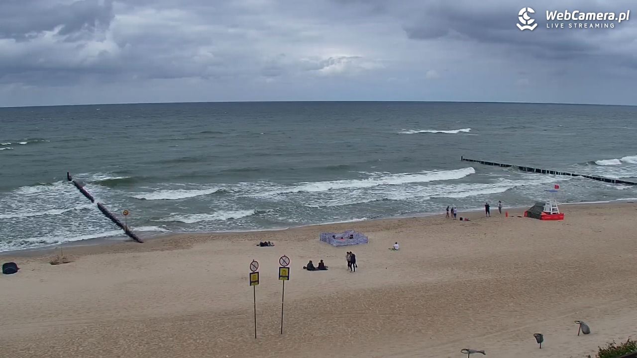 MIELNO - widok na plażę - 07 sierpień 2026, 14:24