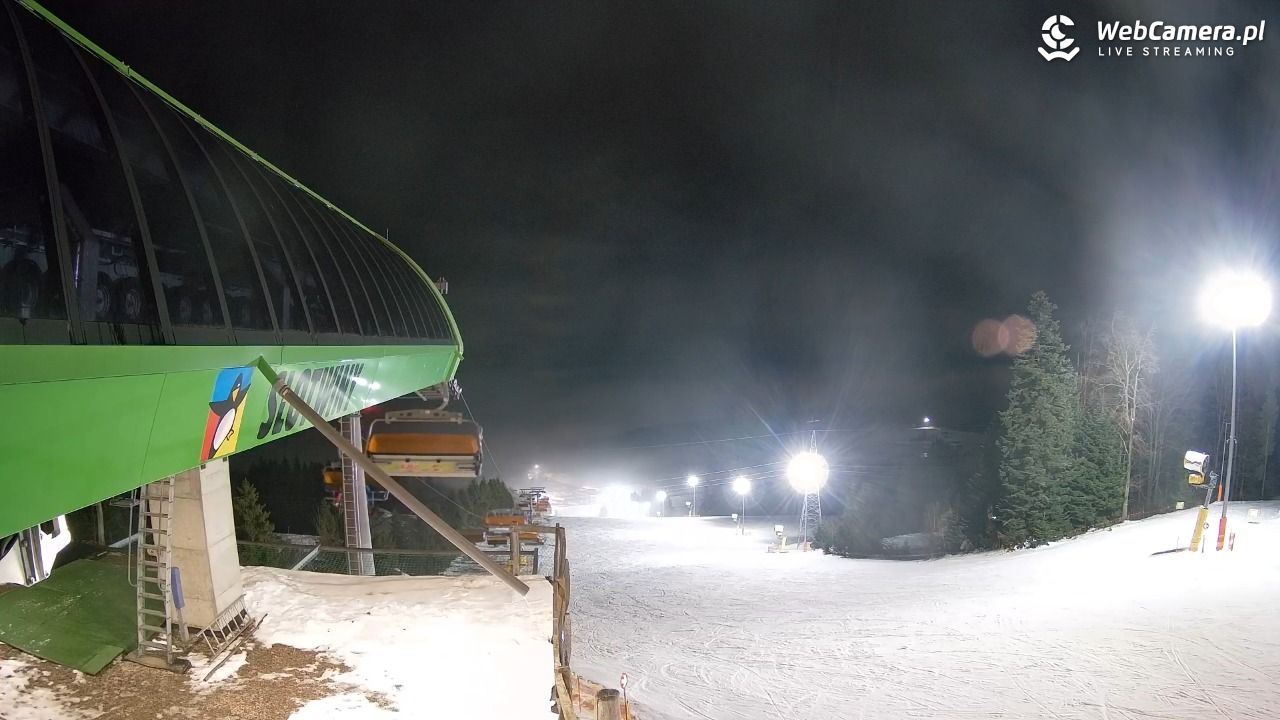 Słotwiny Arena - widok z górnej stacji - 01 grudzień 2025, 20:20