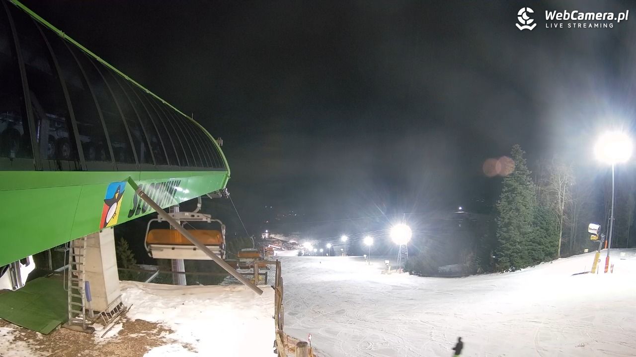 Słotwiny Arena - widok z górnej stacji - 01 grudzień 2025, 17:39