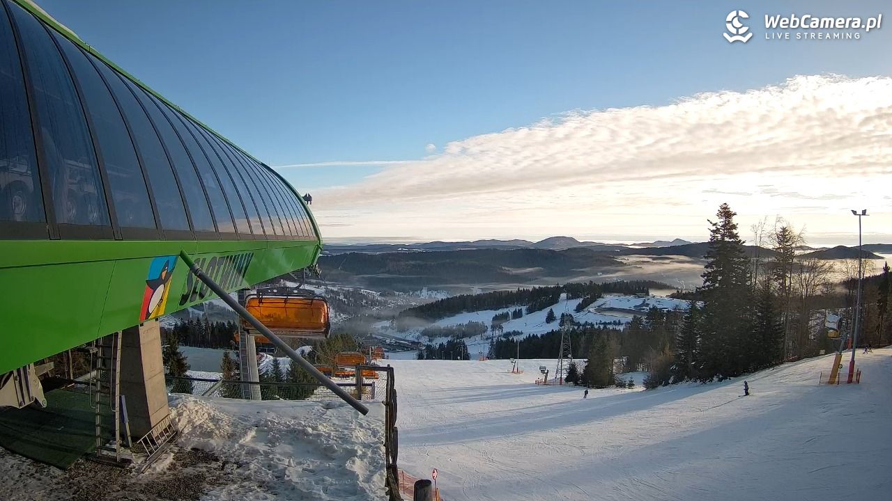 Słotwiny Arena - widok z górnej stacji - 01 grudzień 2025, 09:24