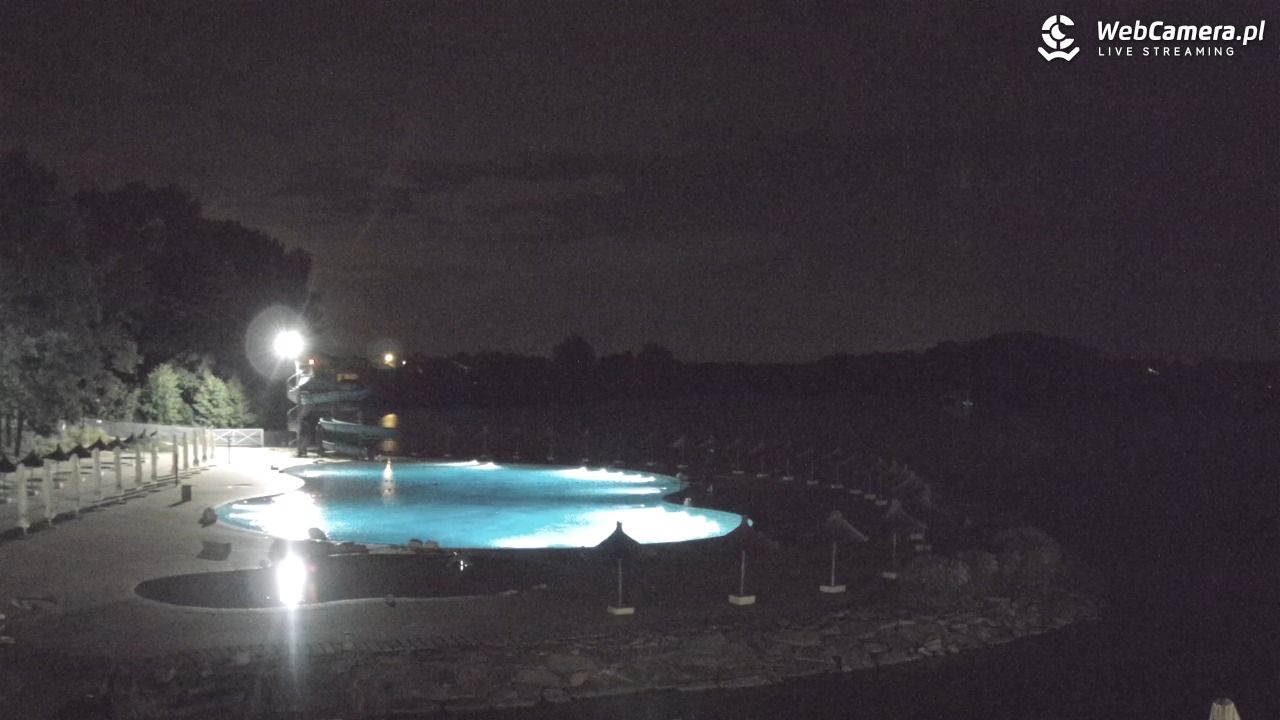 Molo Resort w Osieku - widok na basen kąpielowy - 21 sierpień 2026, 22:34