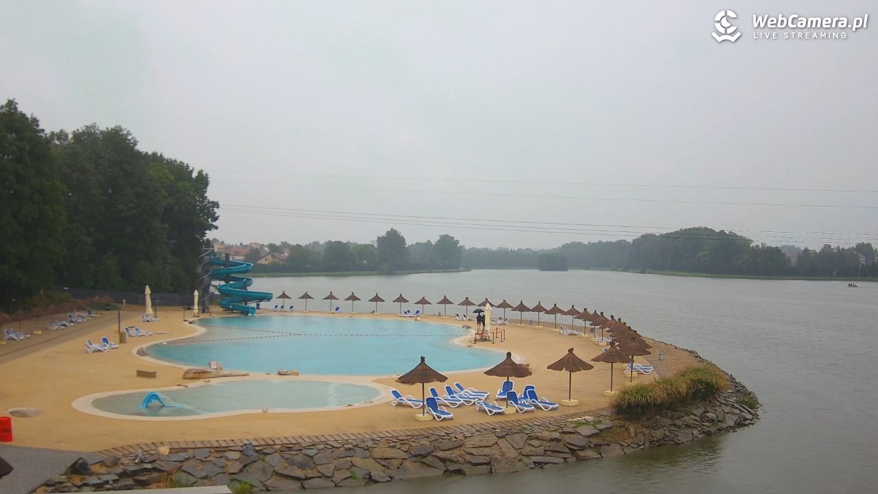 Molo Resort w Osieku - widok na basen kąpielowy - 14 wresień 2025, 10:53