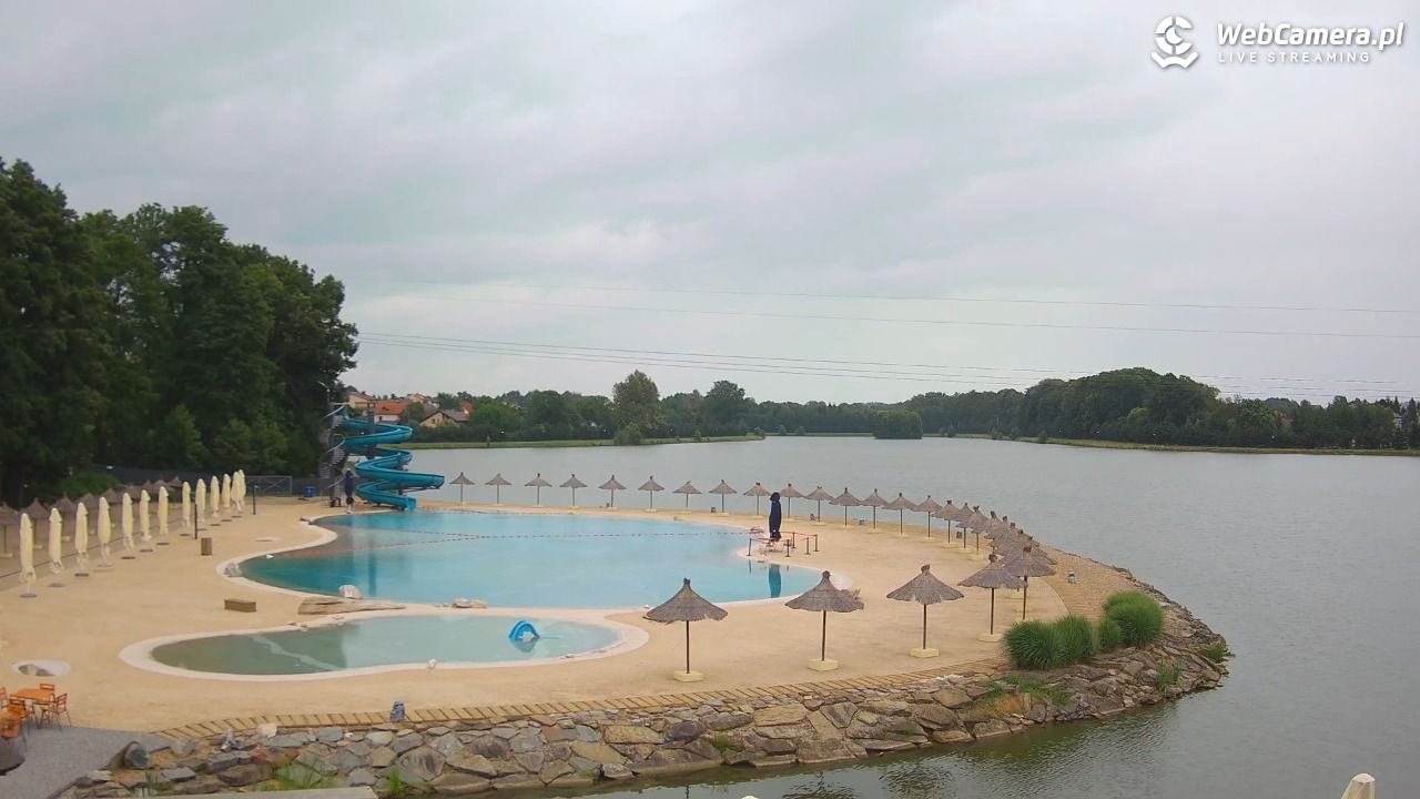 Molo Resort w Osieku - widok na basen kąpielowy - 05 lipiec 2026, 11:13