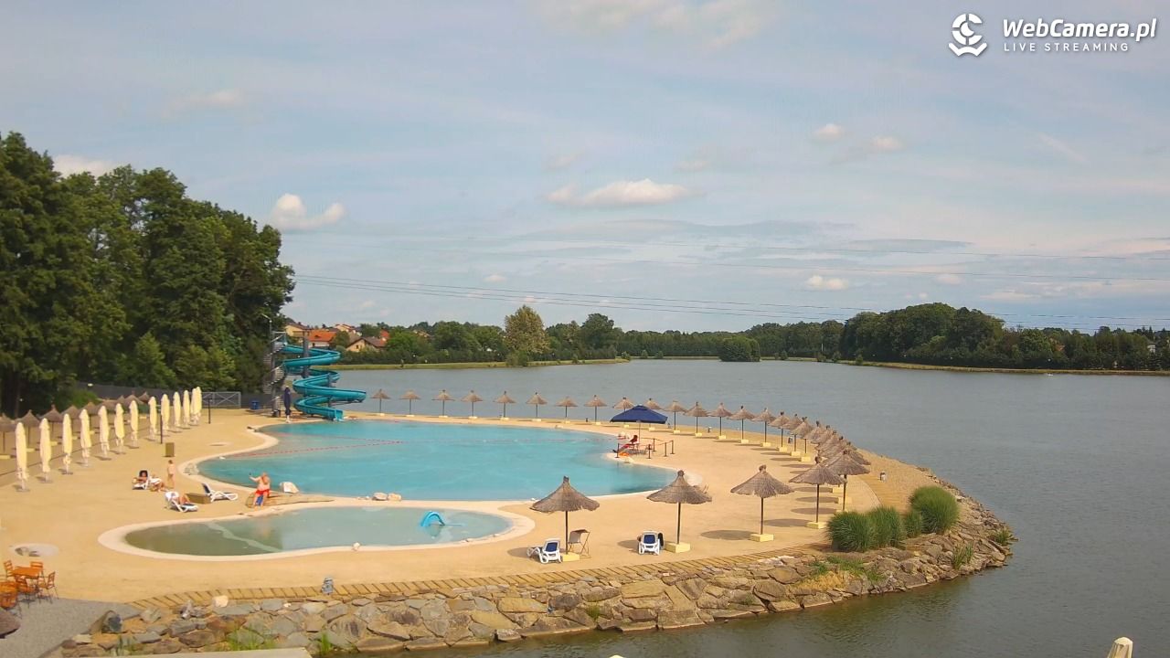 Molo Resort w Osieku - widok na basen kąpielowy - 06 lipiec 2026, 15:28