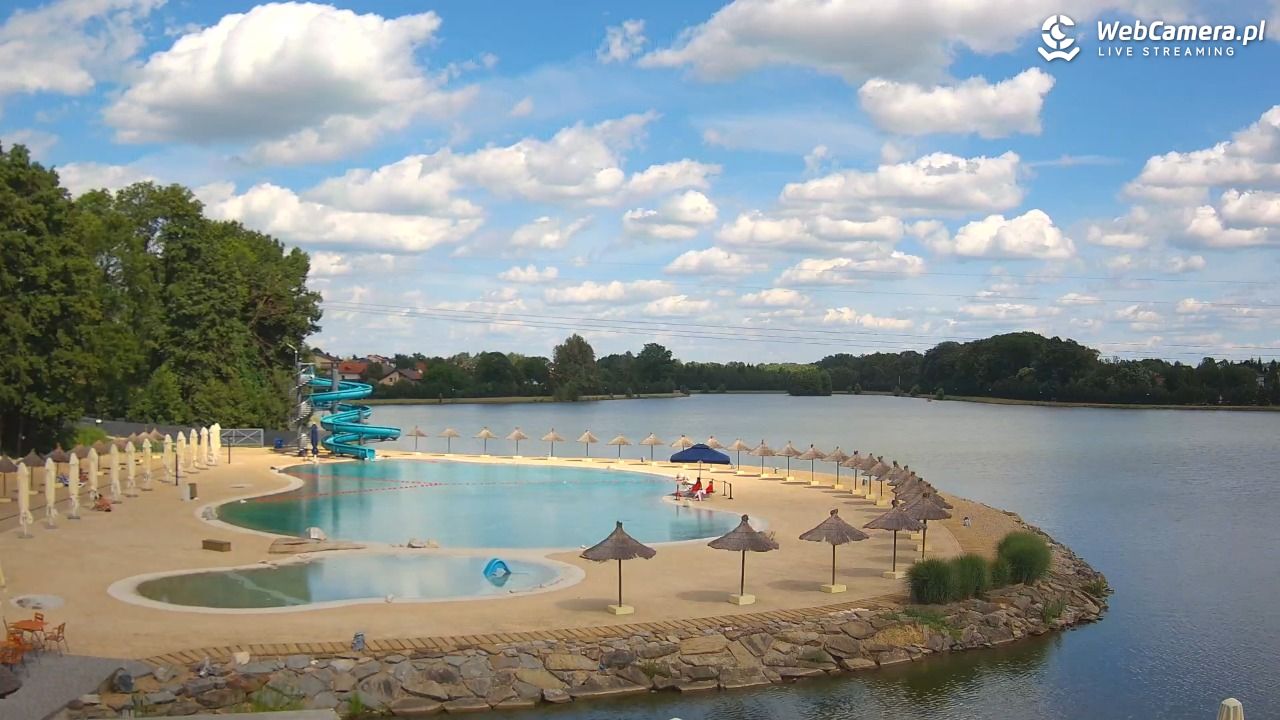 Molo Resort w Osieku - widok na basen kąpielowy - 08 lipiec 2026, 15:27