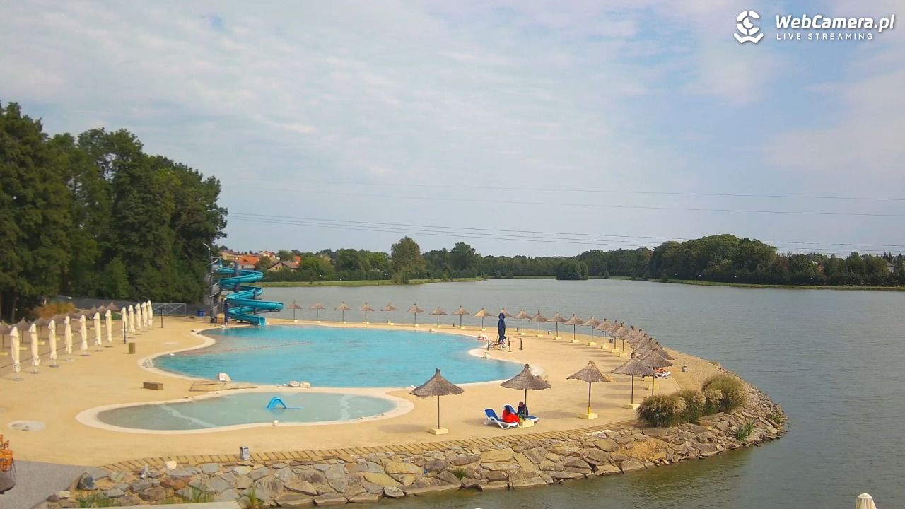 Molo Resort w Osieku - widok na basen kąpielowy - 26 sierpień 2026, 14:39