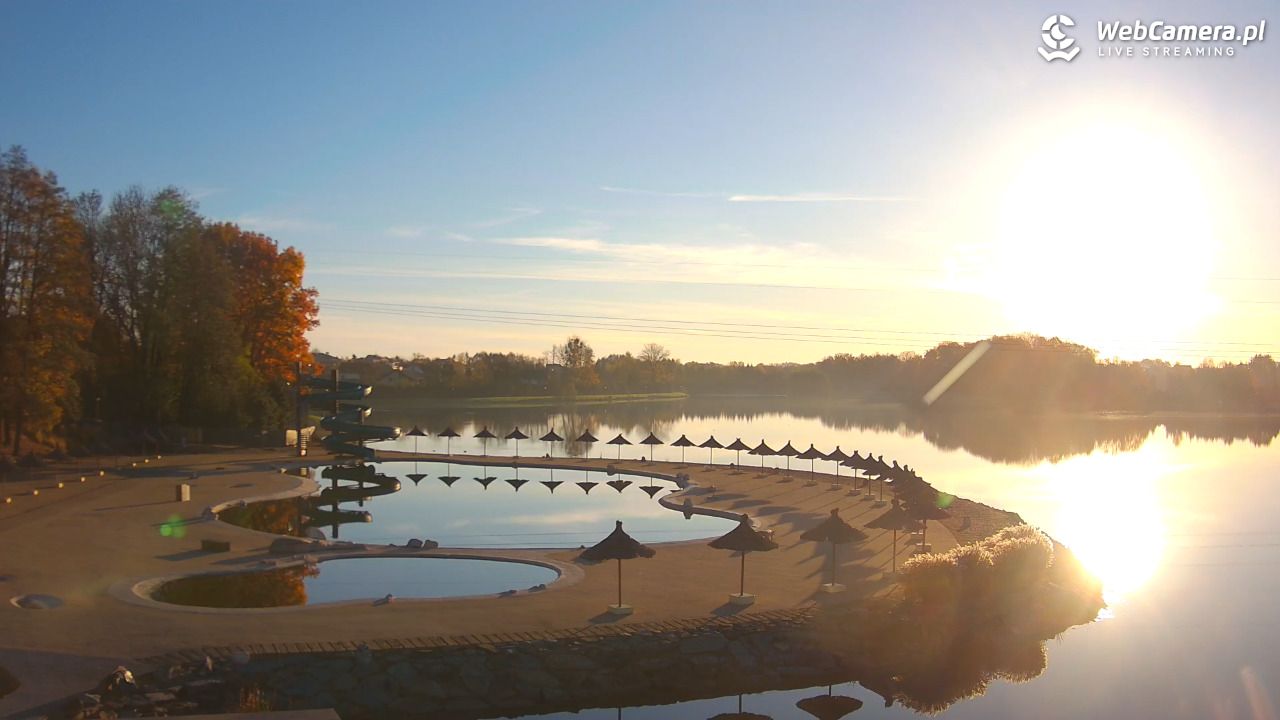 Molo Resort w Osieku - widok na basen kąpielowy - 31 październik 2025, 07:28