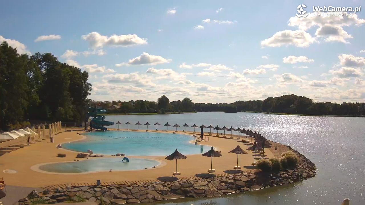 Molo Resort w Osieku - widok na basen kąpielowy - 23 sierpień 2026, 09:50
