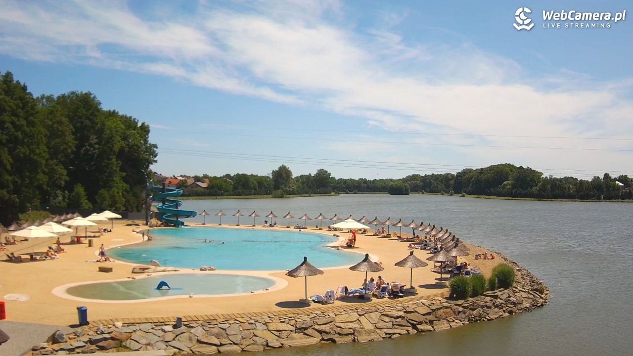 Molo Resort w Osieku - widok na basen kąpielowy - 30 czerwiec 2025, 11:31