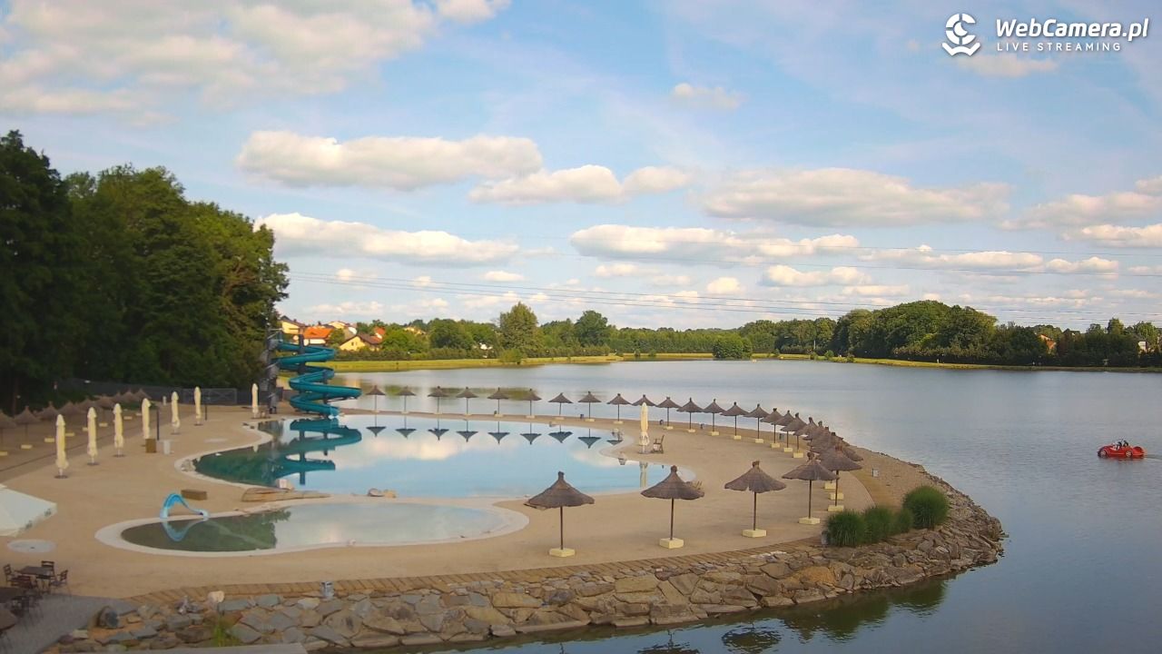 Molo Resort w Osieku - widok na basen kąpielowy - 13 czerwiec 2025, 16:39