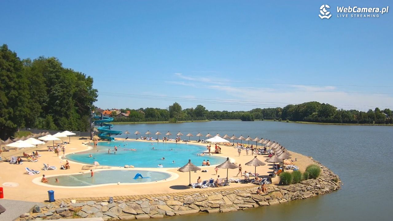 Molo Resort w Osieku - widok na basen kąpielowy - 30 czerwiec 2025, 13:18
