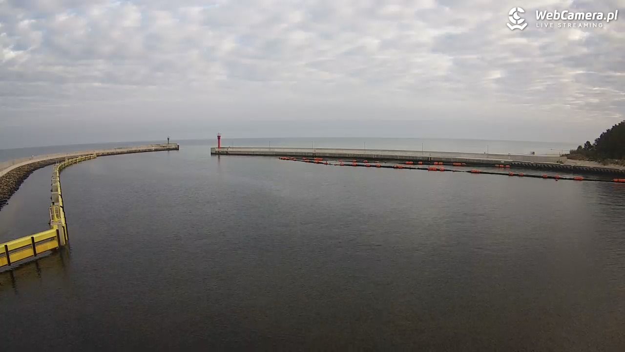Mrzeżyno - wejście do portu - 07 październik 2026, 08:30