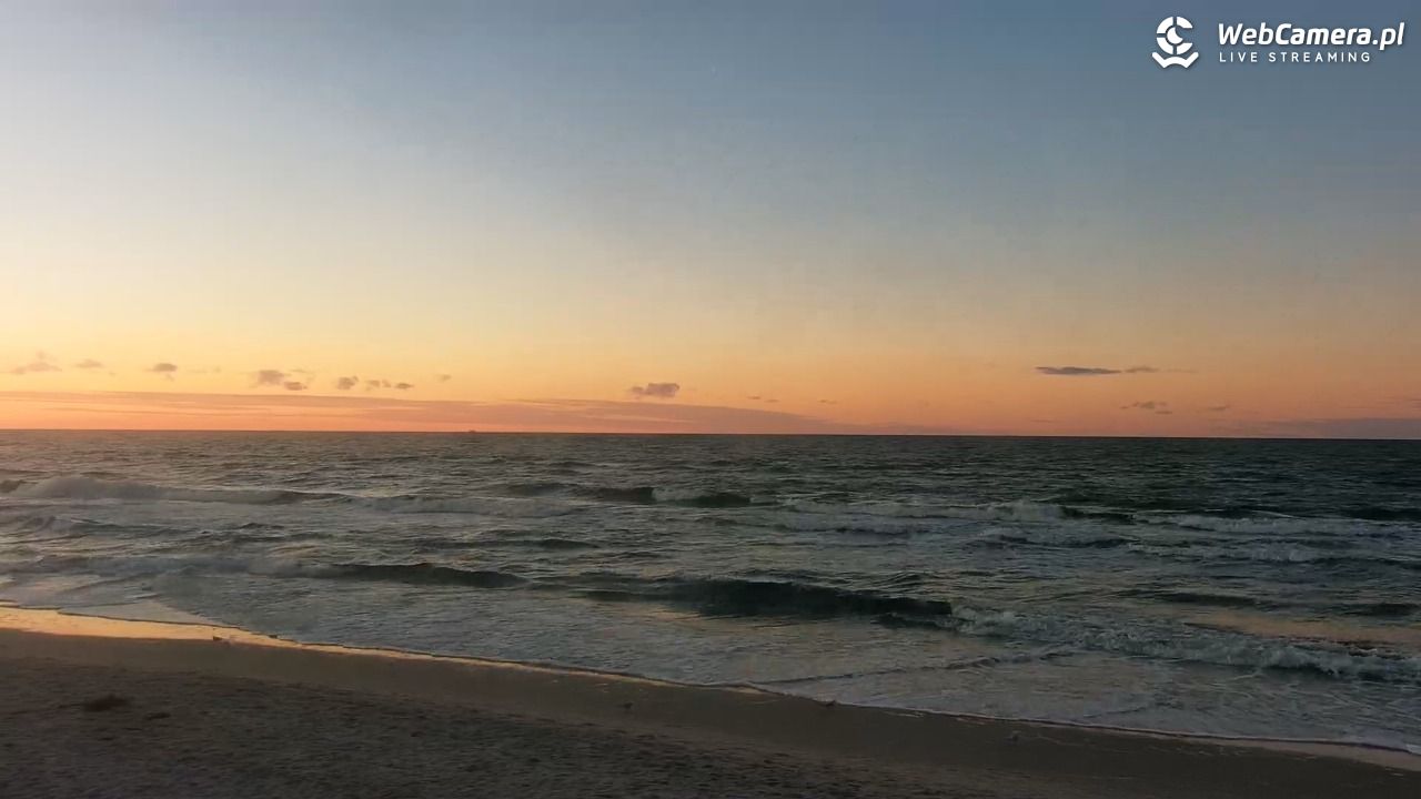 MRZEŻYNO - widok na plażę - 22 wresień 2026, 19:01