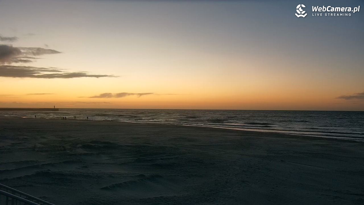 MRZEŻYNO - widok na plażę - 25 marzec 2026, 18:43