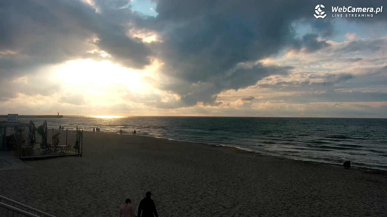 MRZEŻYNO - widok na plażę - 10 sierpień 2026, 19:25