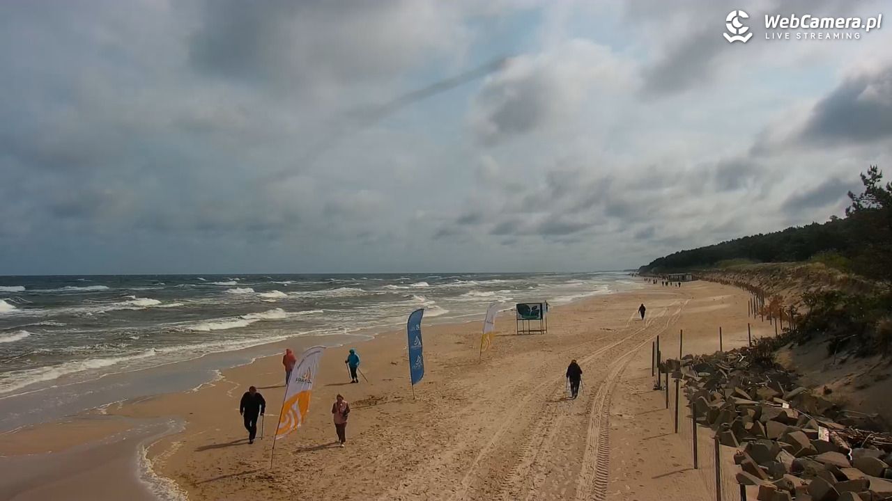 MRZEŻYNO - widok na plażę - 11 czerwiec 2025, 10:11