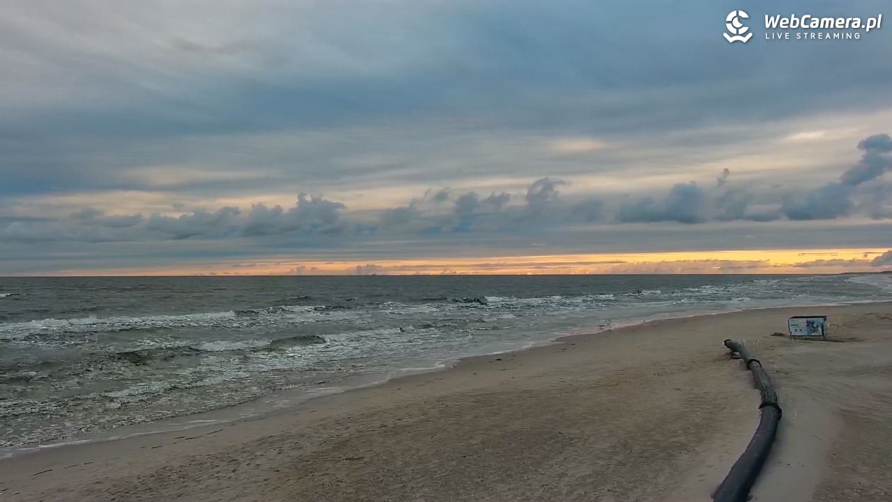 MRZEŻYNO - widok na plażę - 23 wresień 2026, 07:28