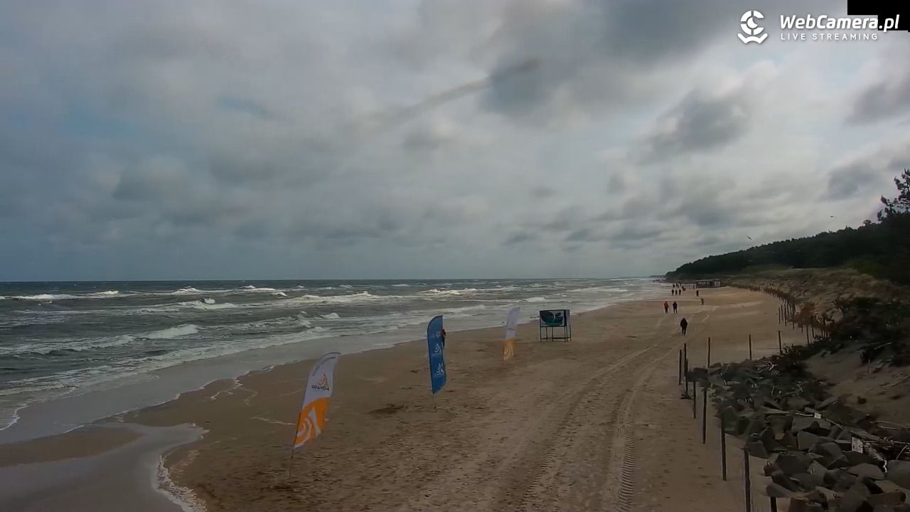 MRZEŻYNO - widok na plażę - 11 czerwiec 2025, 10:12