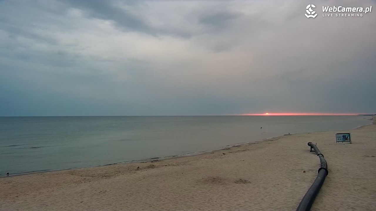 MRZEŻYNO - widok na plażę - 10 sierpień 2026, 05:33