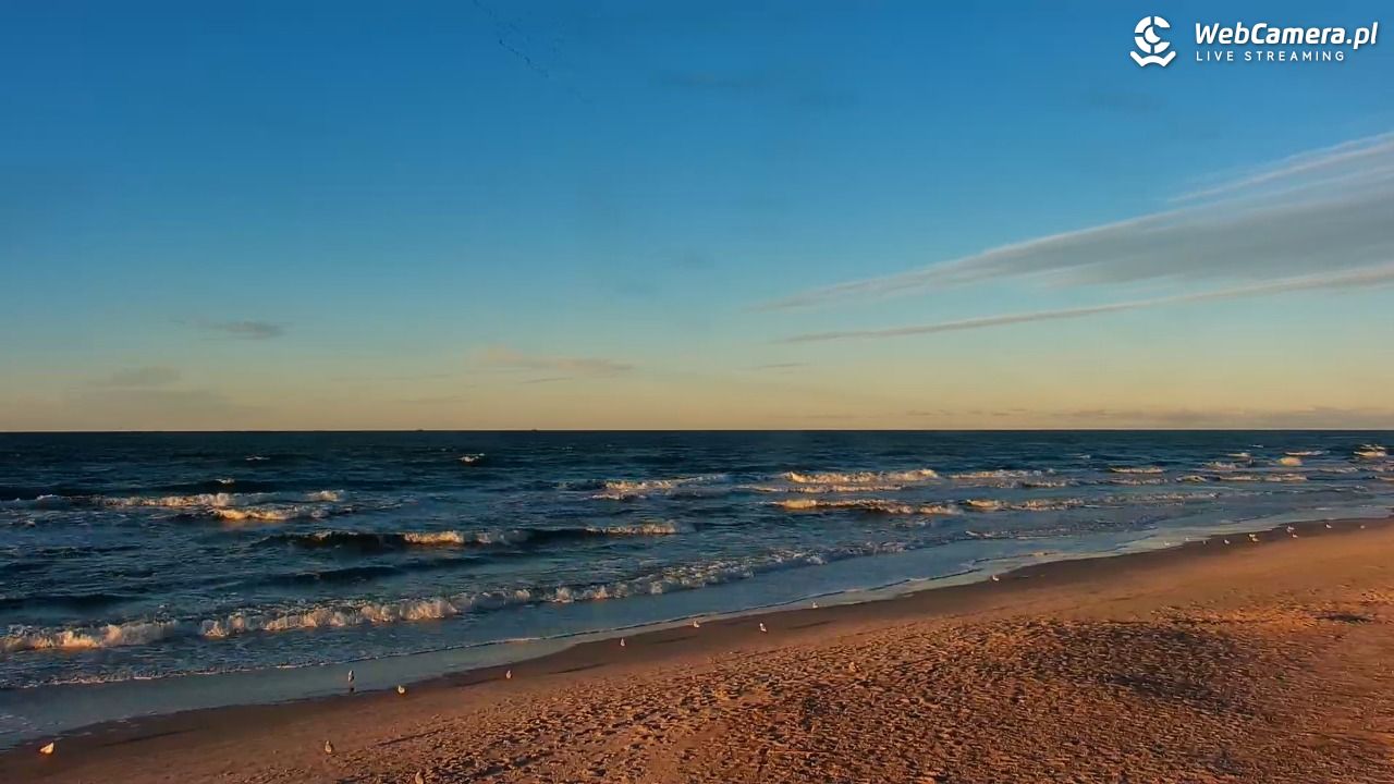 MRZEŻYNO - widok na plażę - 22 wresień 2026, 18:28