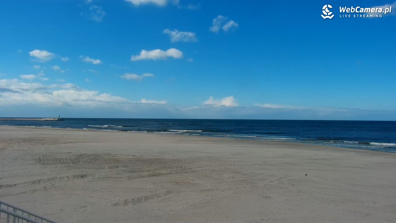MRZEŻYNO - widok na plażę - 25 marzec 2026, 13:19