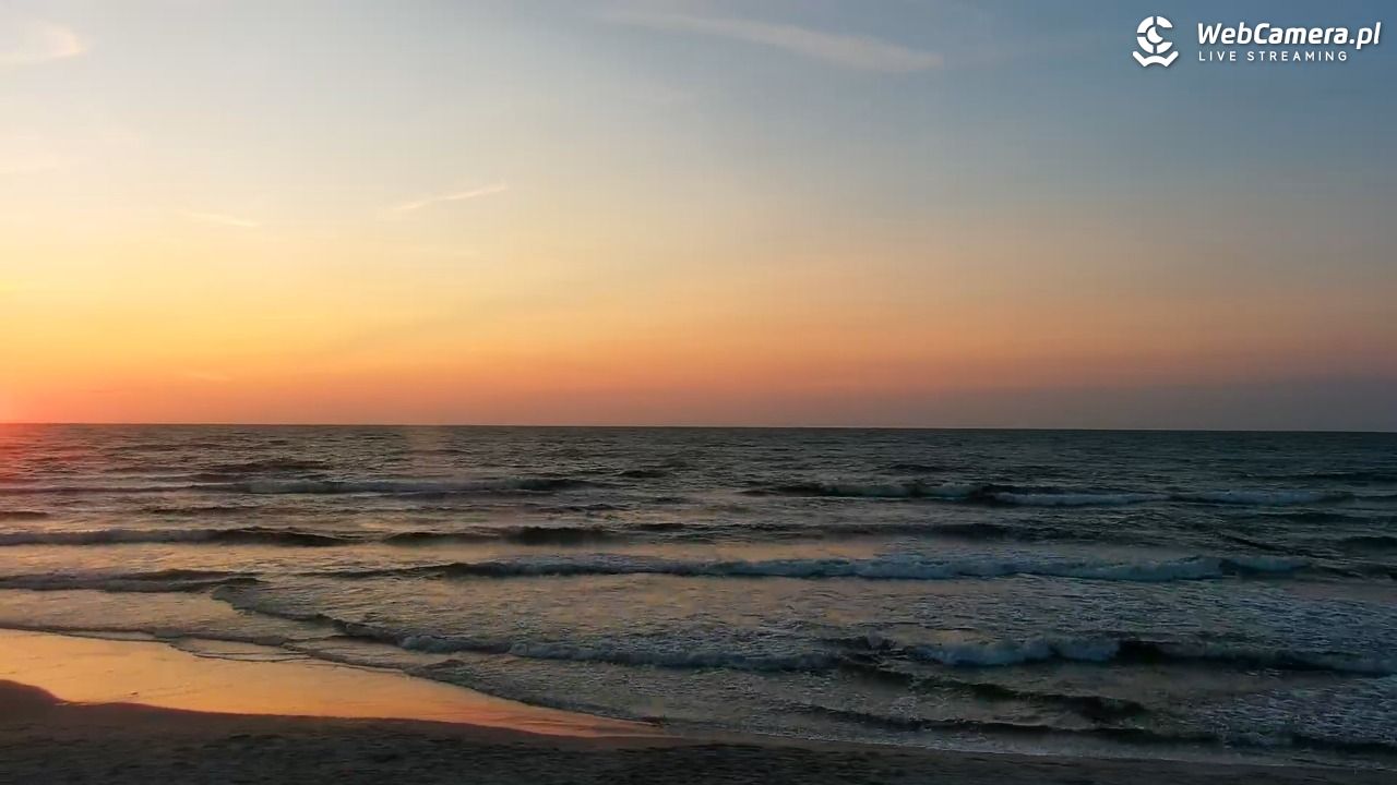 MRZEŻYNO - widok na plażę - 11 czerwiec 2025, 21:27