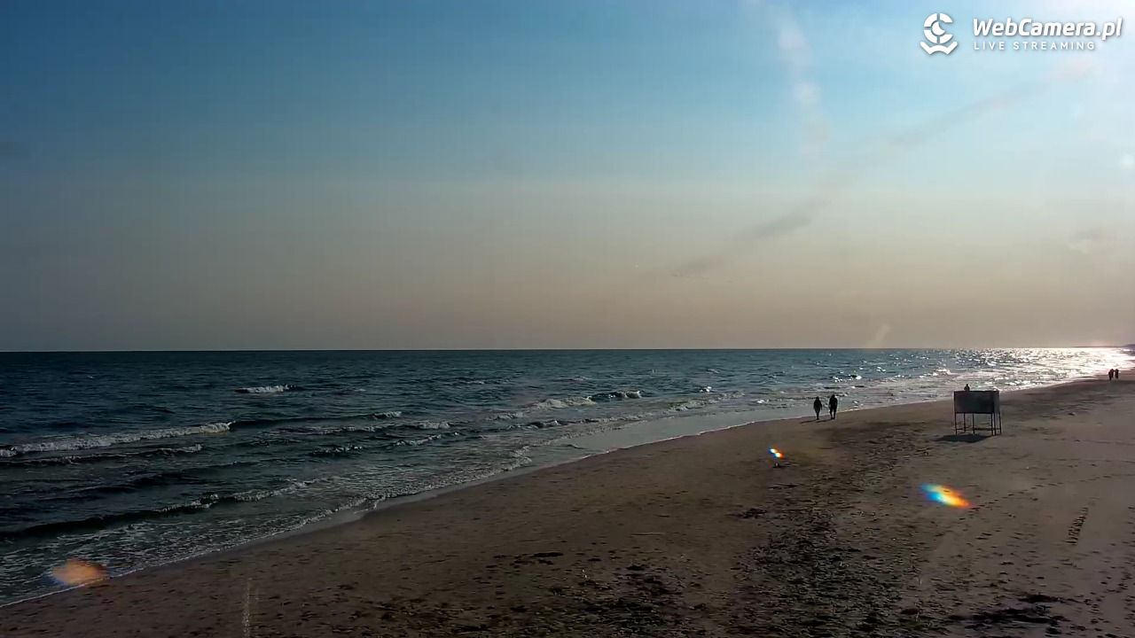 MRZEŻYNO - widok na plażę - 12 czerwiec 2025, 07:19