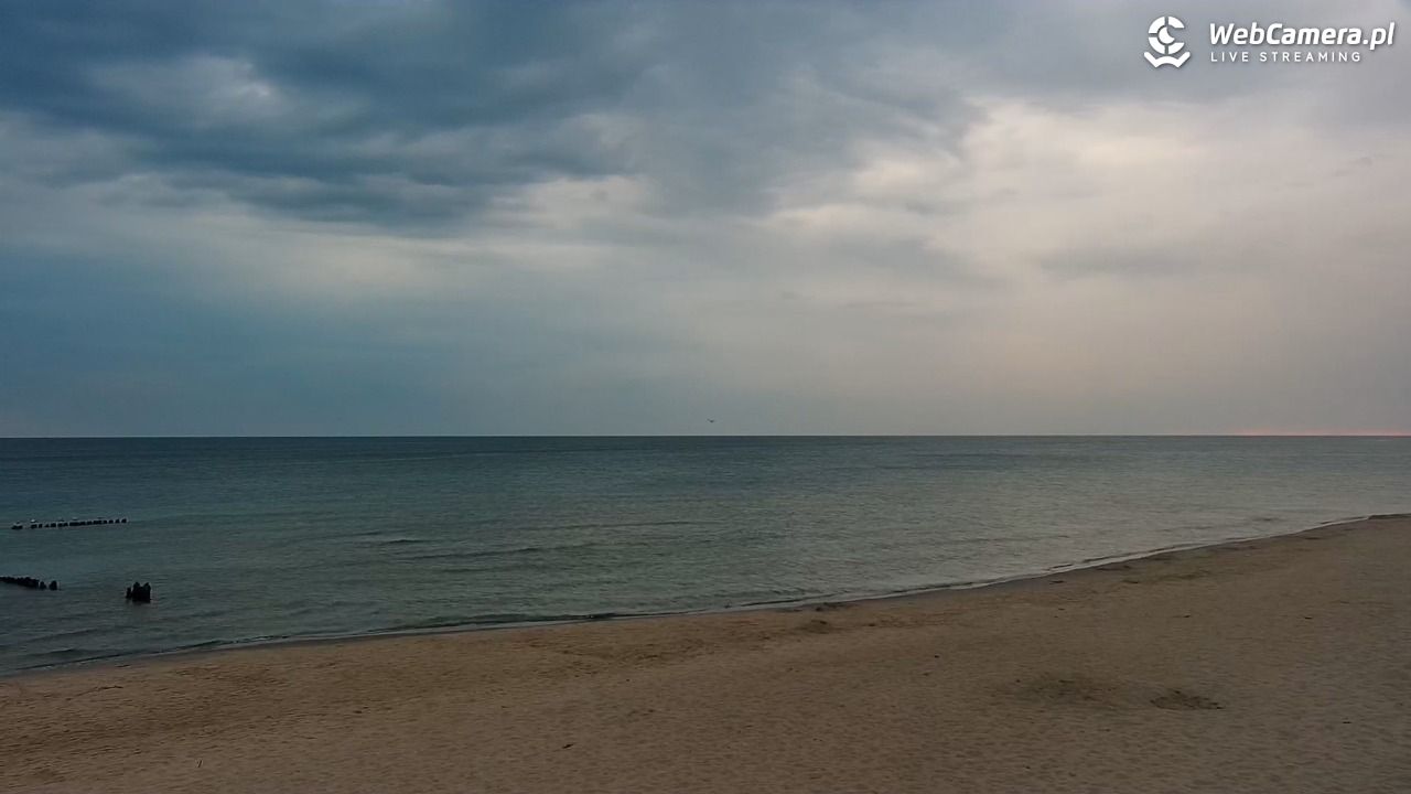 MRZEŻYNO - widok na plażę - 10 sierpień 2026, 05:50