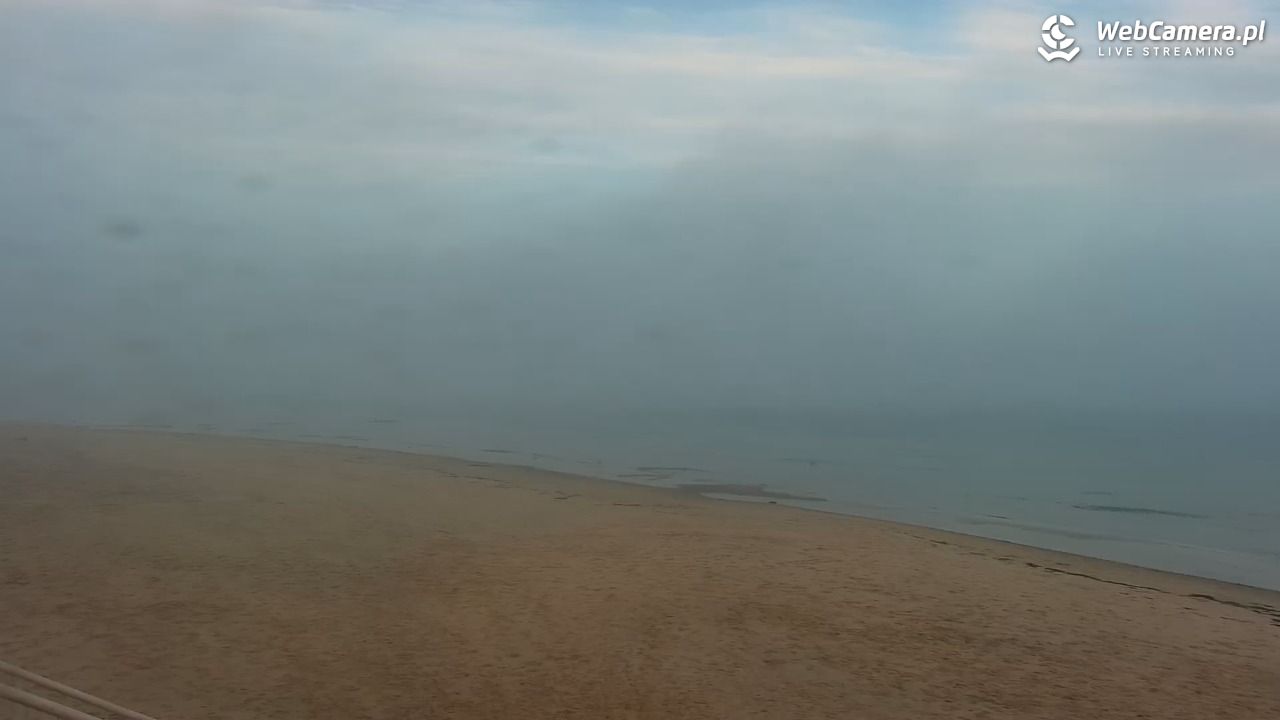 MRZEŻYNO - widok na plażę - 03 listopad 2025, 08:11