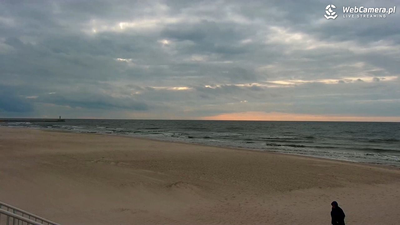 MRZEŻYNO - widok na plażę - 12 maj 2026, 19:12
