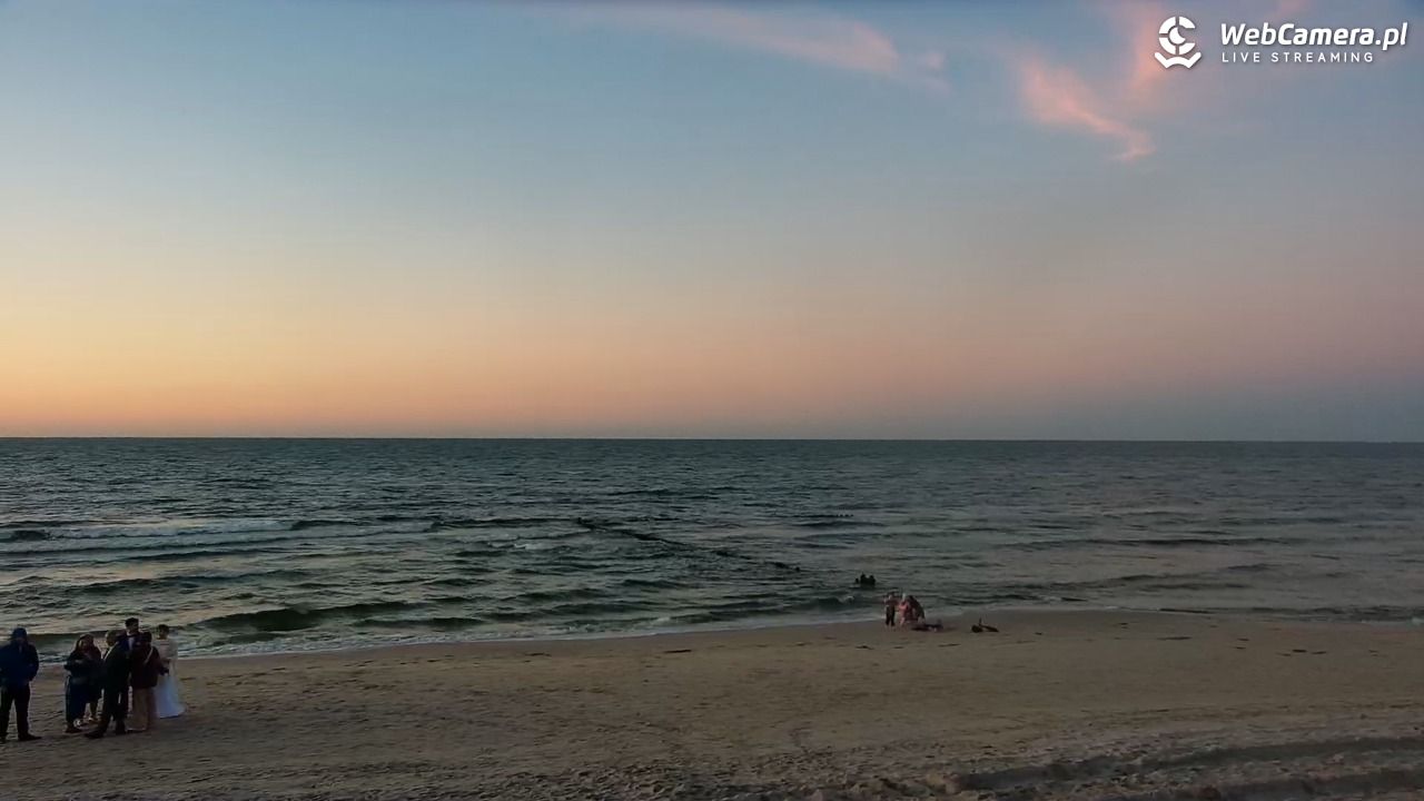 MRZEŻYNO - widok na plażę - 26 wresień 2026, 18:58