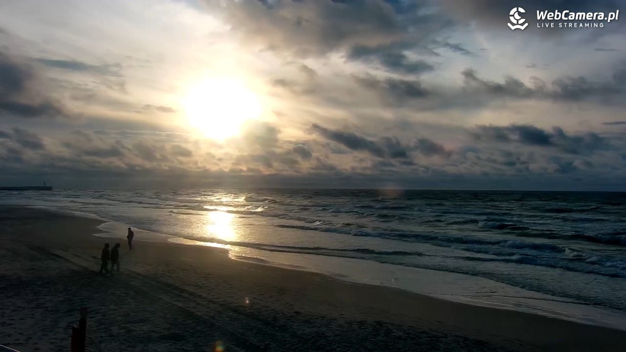 MRZEŻYNO - widok na plażę - 17 maj 2025, 19:51
