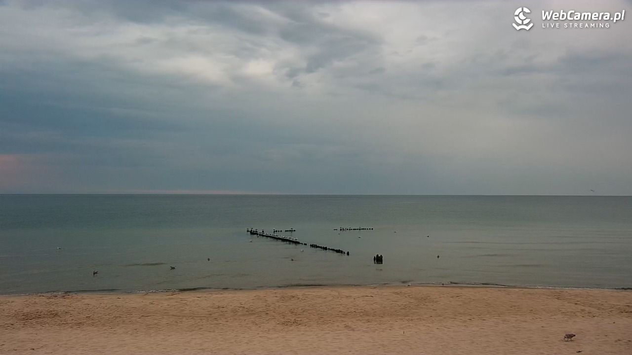 MRZEŻYNO - widok na plażę - 10 sierpień 2026, 05:27