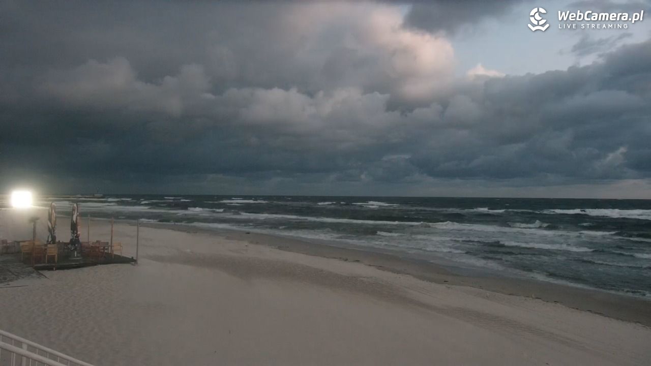 MRZEŻYNO - widok na plażę - 11 sierpień 2026, 04:56