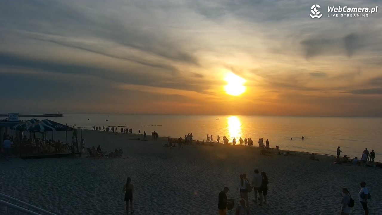 MRZEŻYNO - widok na plażę - 27 czerwiec 2026, 20:49