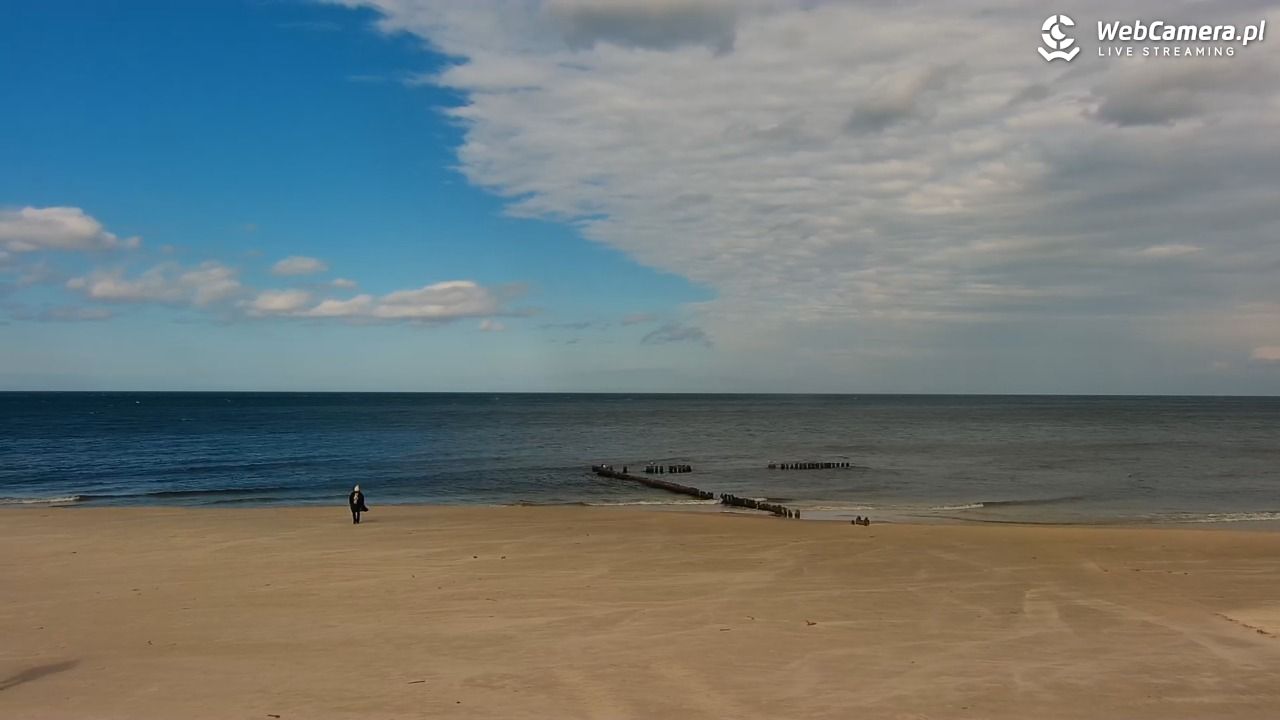 MRZEŻYNO - widok na plażę - 25 marzec 2026, 12:54