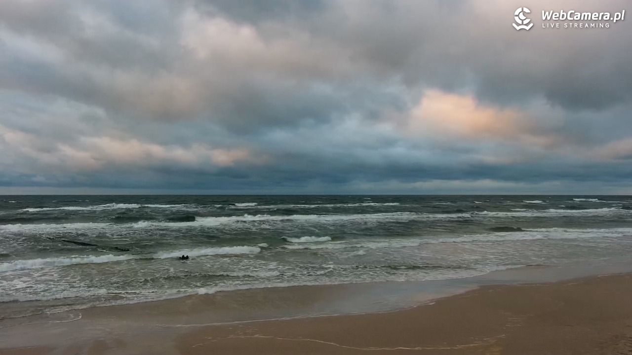 MRZEŻYNO - widok na plażę - 17 maj 2025, 20:17