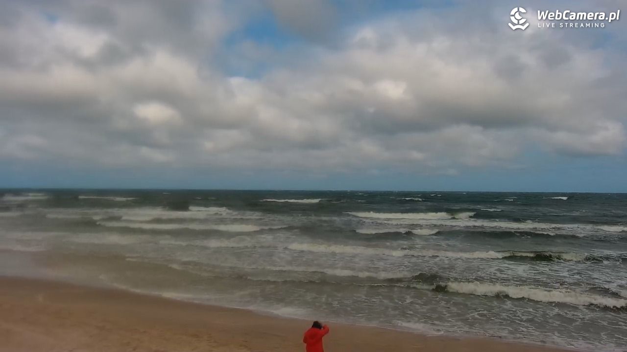 MRZEŻYNO - widok na plażę - 11 czerwiec 2025, 10:54