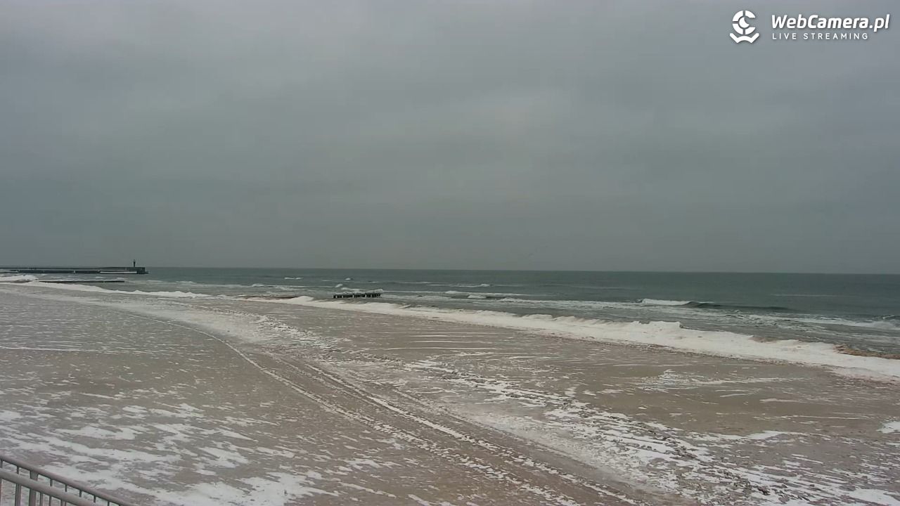 MRZEŻYNO - widok na plażę - 09 luty 2026, 10:28