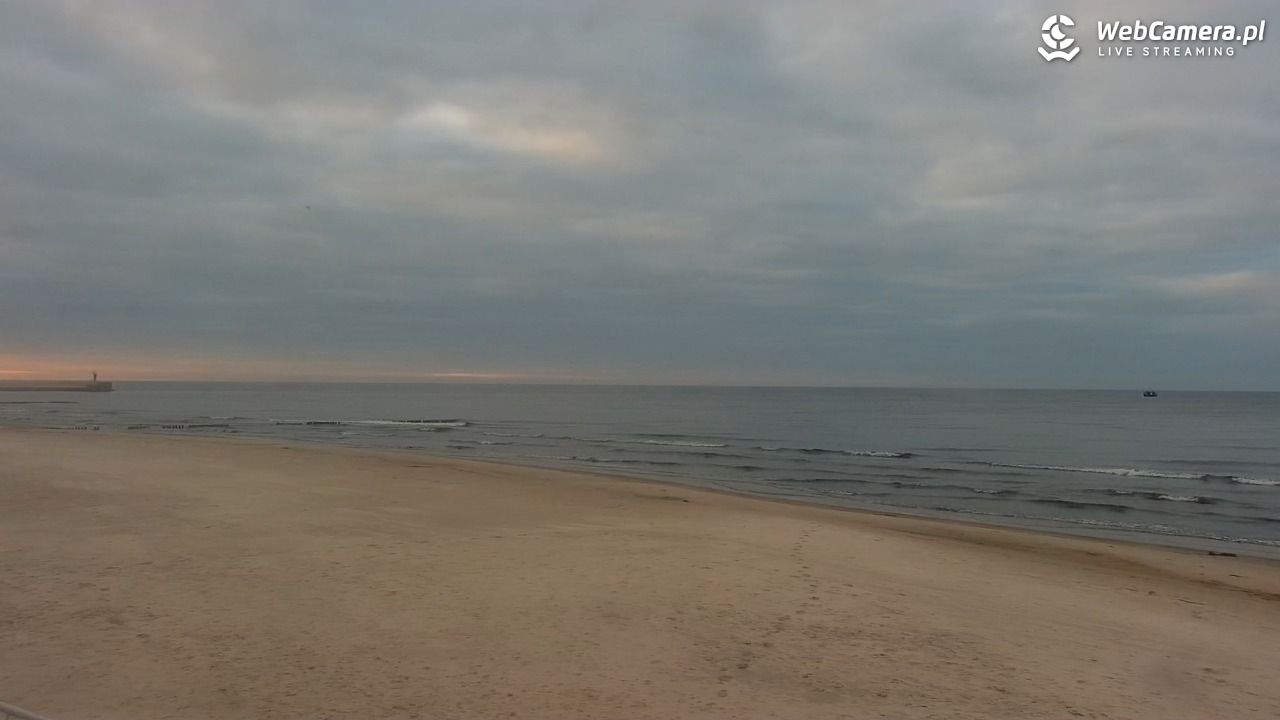 MRZEŻYNO - widok na plażę - 04 listopad 2025, 15:25