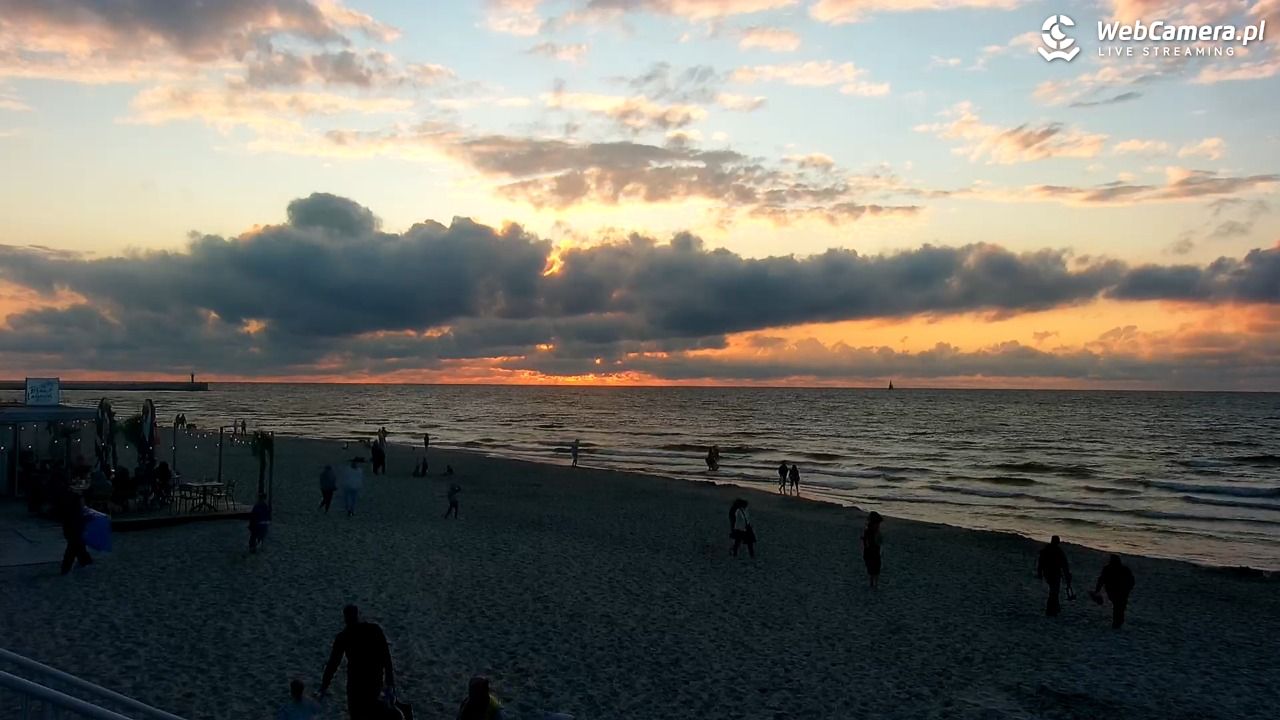 MRZEŻYNO - widok na plażę - 10 sierpień 2026, 20:18